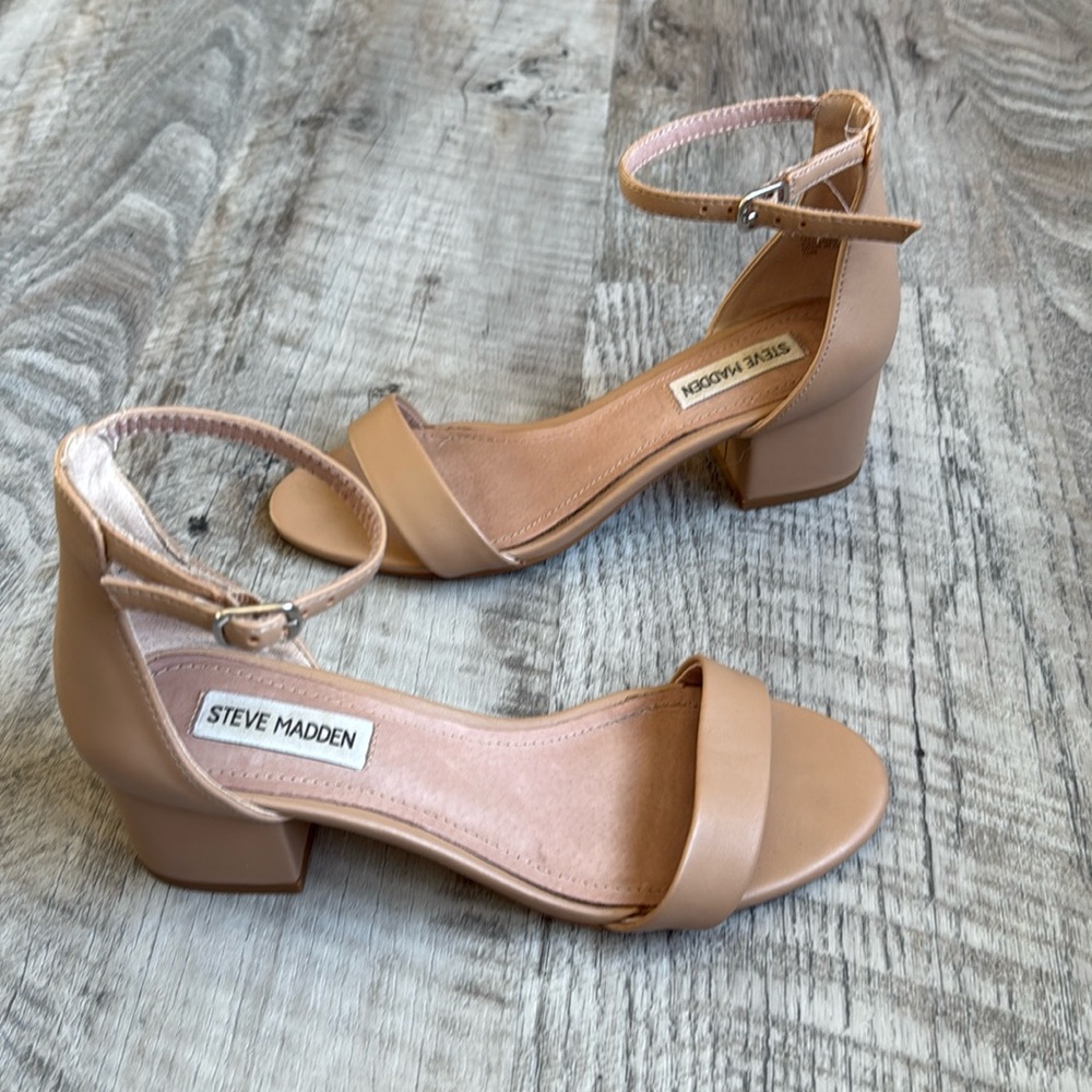 Steve Madden nude Irenee sandal